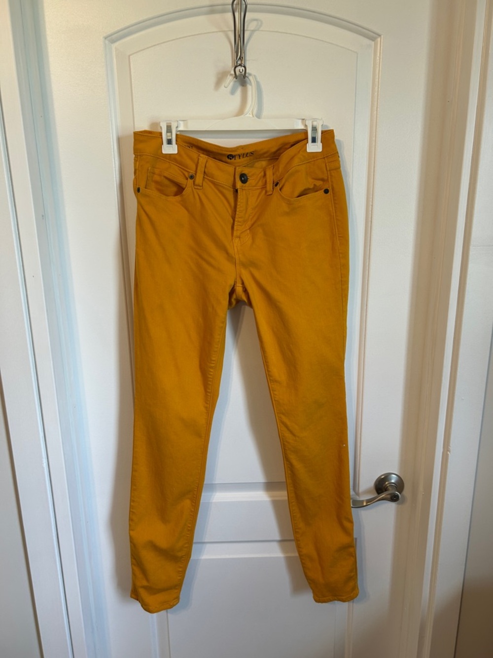 STYLUS Women's Mustard Skinny Jeans